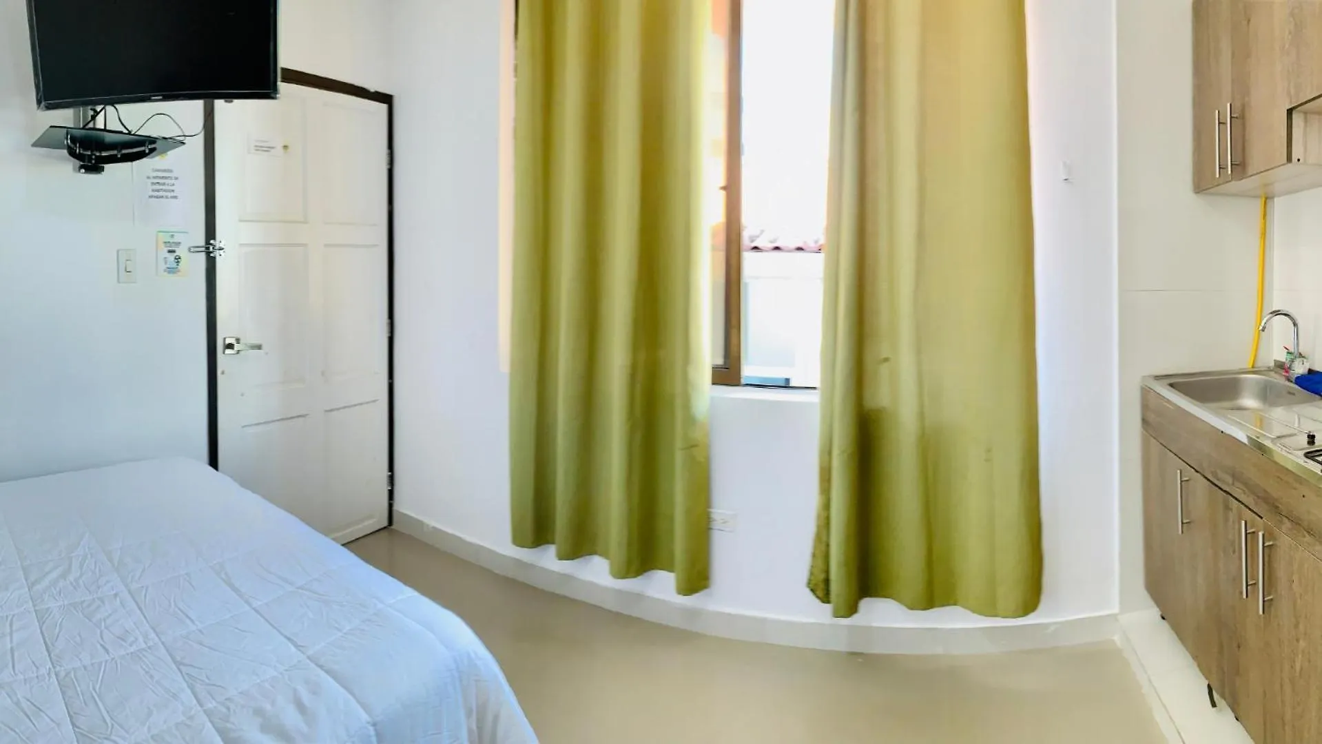 Apartahotel Bahia Tropical III San Andres  San Andres (San Andres and Providencia Islands)