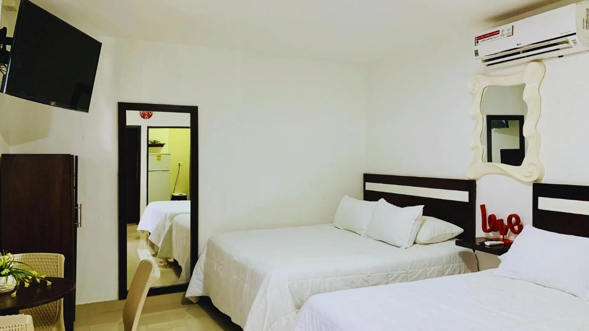 Apartahotel Bahia Tropical III San Andres  Aparthotel San Andres (San Andres and Providencia Islands)