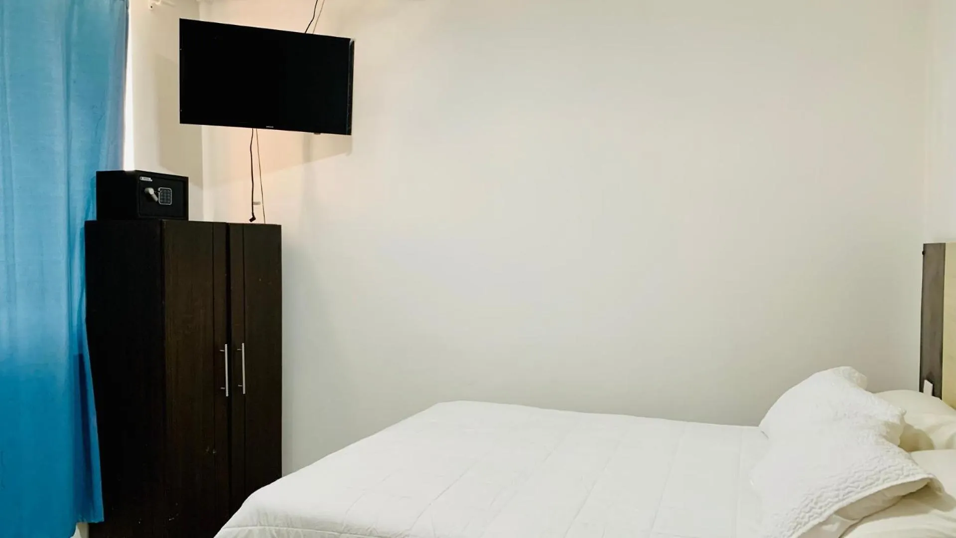 Apartahotel Bahia Tropical III San Andres  San Andres (San Andres and Providencia Islands)